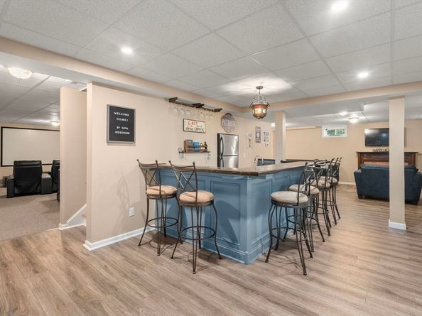 97 Great Plain Ave, Needham MA 02492