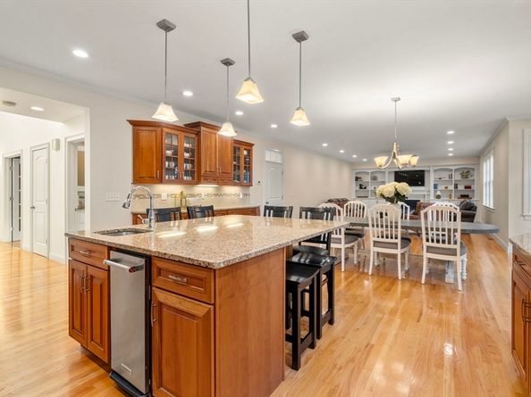 97 Great Plain Ave, Needham MA 02492
