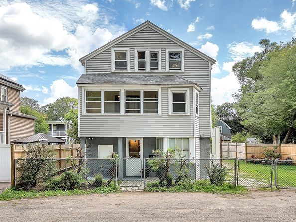 14-14R Kennebec St, Boston MA 02126