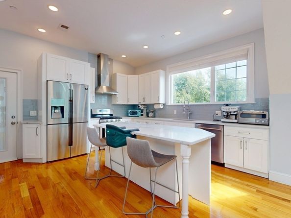 154 Cypress St 154, Watertown MA 02472