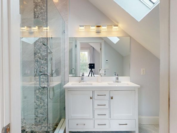 154 Cypress St 154, Watertown MA 02472