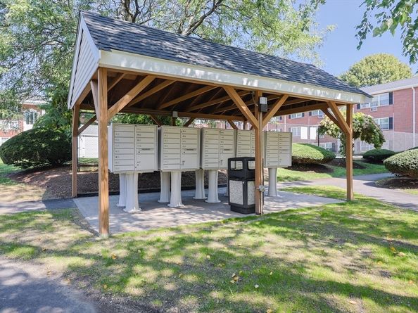 4 Tara Dr 9, Weymouth MA 02188