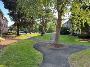 4 Tara Dr 9, Weymouth MA 02188