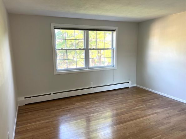 4 Tara Dr 9, Weymouth MA 02188