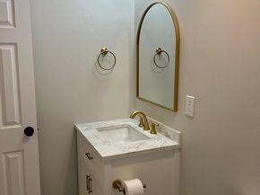 4 Tara Dr 9, Weymouth MA 02188