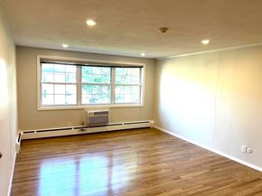 4 Tara Dr 9, Weymouth MA 02188