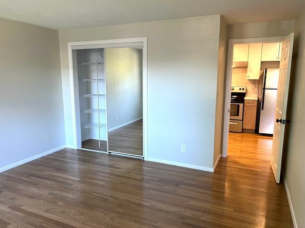 4 Tara Dr 9, Weymouth MA 02188