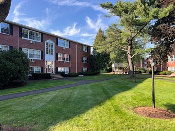 4 Tara Dr