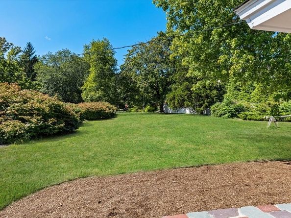 4 Richard Rd, Hingham MA 02043