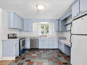 4 Richard Rd, Hingham MA 02043