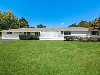 4 Richard Rd