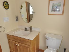 8 James Ave, Middleton MA 01949