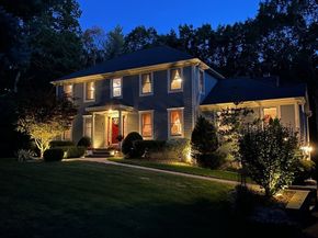 8 James Ave, Middleton MA 01949