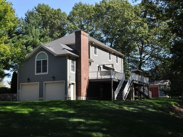 8 James Ave, Middleton MA 01949