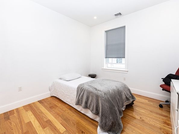 279 Shirley St 2, Winthrop MA 02152