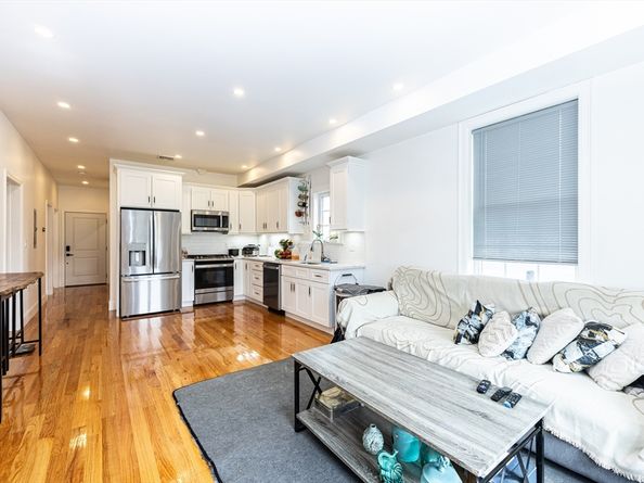 279 Shirley St 2, Winthrop MA 02152