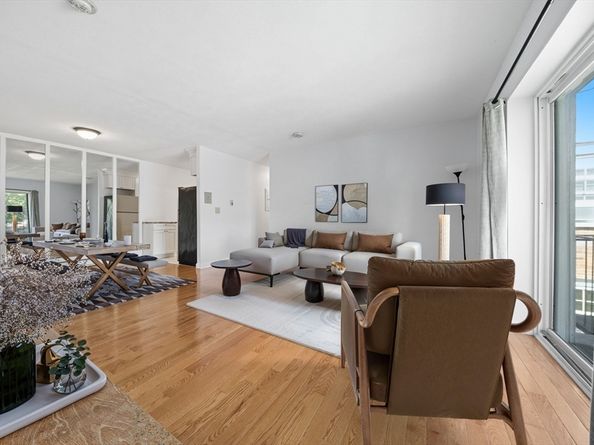 808 Willard St F11, Quincy MA 02169