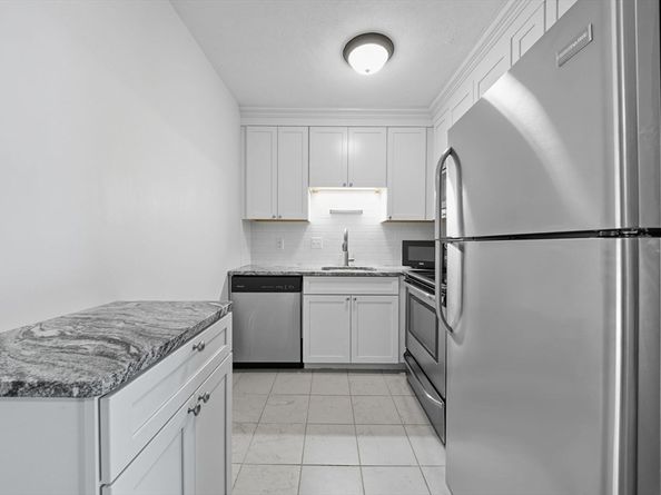 808 Willard St F11, Quincy MA 02169