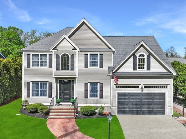 25 Carrolls Ln, Quincy MA 02169