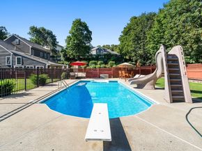 25 Carrolls Ln, Quincy MA 02169