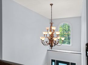 25 Carrolls Ln, Quincy MA 02169
