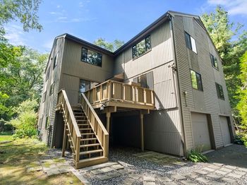 19 Treetop Park