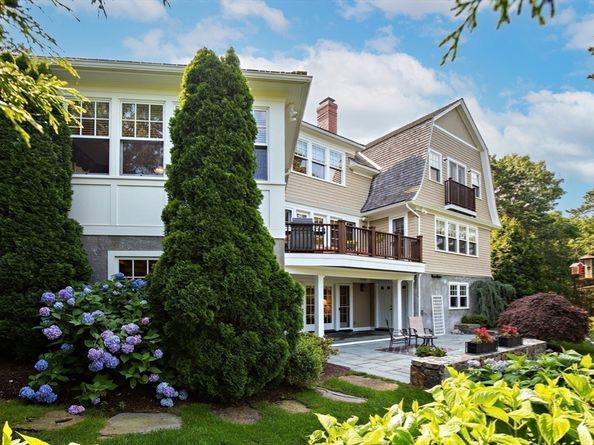 12 Stones Throw, Plymouth MA 02360
