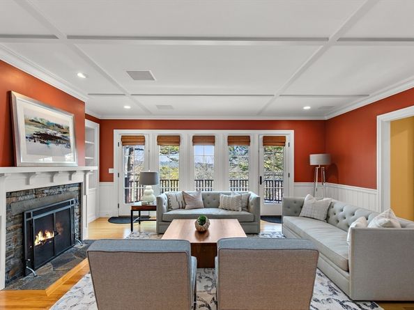 12 Stones Throw, Plymouth MA 02360