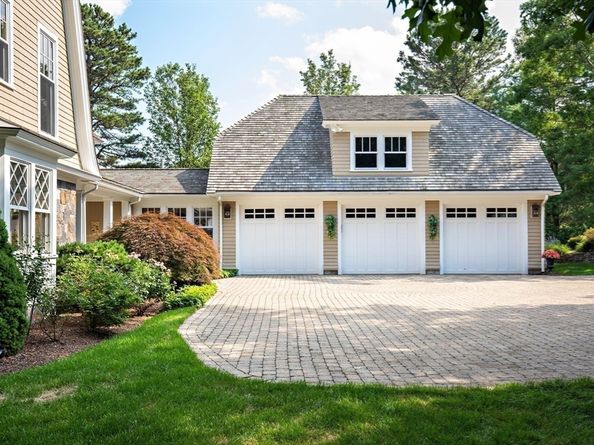 12 Stones Throw, Plymouth MA 02360