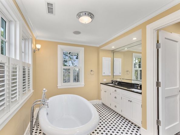 12 Stones Throw, Plymouth MA 02360