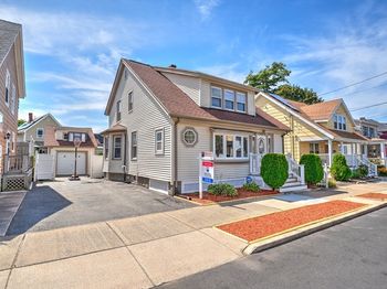 32 Haviland Ave