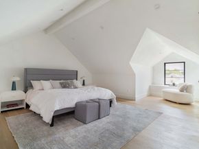 3 Ashmont Ave, Newton MA 02458
