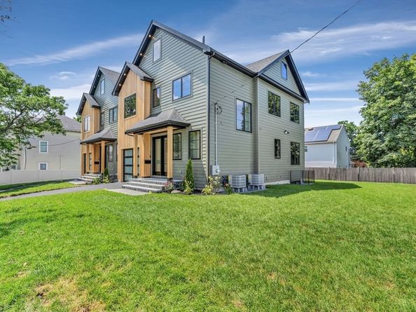 3 Ashmont Ave, Newton MA 02458