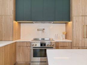 3 Ashmont Ave, Newton MA 02458