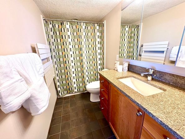 1731 Beacon St 1502, Brookline MA 02445