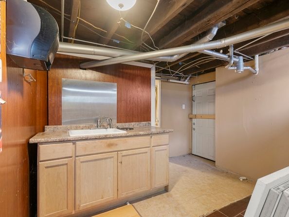 44 Evans St, Boston MA 02124