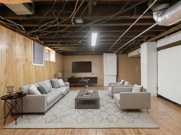44 Evans St, Boston MA 02124