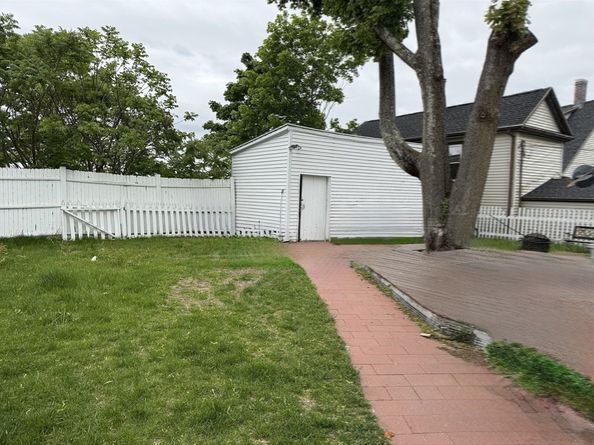 45-47 Crescent Street, Swampscott MA 01907