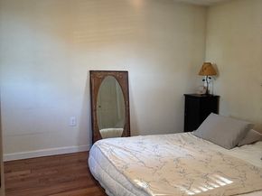 29 Lakeview St, Carver MA 02330