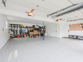 10 Arrowhead Dr, Saugus MA 01906