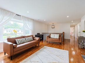 10 Arrowhead Dr, Saugus MA 01906