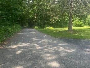 41 Bushnell, Sturbridge MA 01566