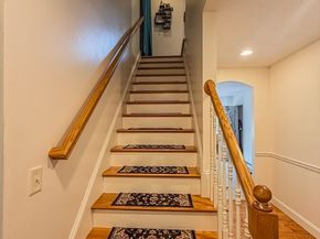 41 Bushnell, Sturbridge MA 01566