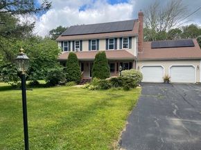 41 Bushnell, Sturbridge MA 01566