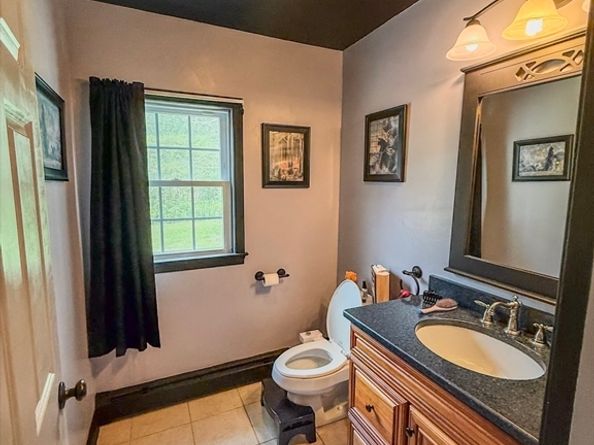 41 Bushnell, Sturbridge MA 01566