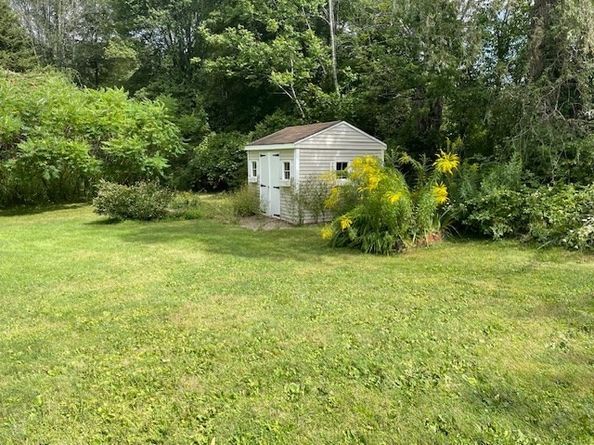 41 Bushnell, Sturbridge MA 01566