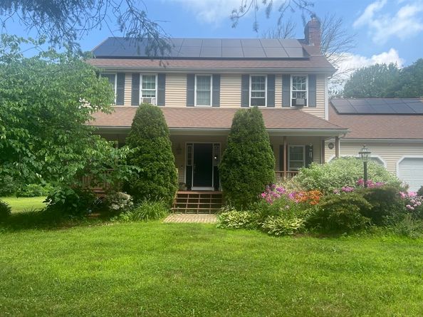41 Bushnell, Sturbridge MA 01566