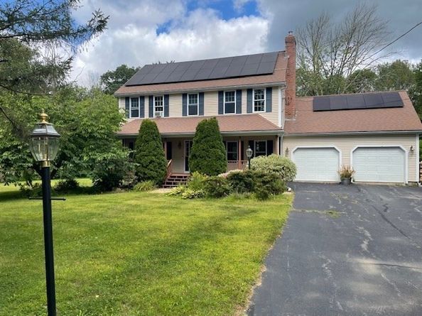 41 Bushnell, Sturbridge MA 01566