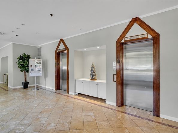 1265 Beacon 601, Brookline MA 02446