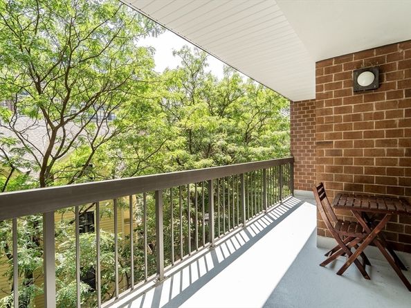 1265 Beacon 601, Brookline MA 02446
